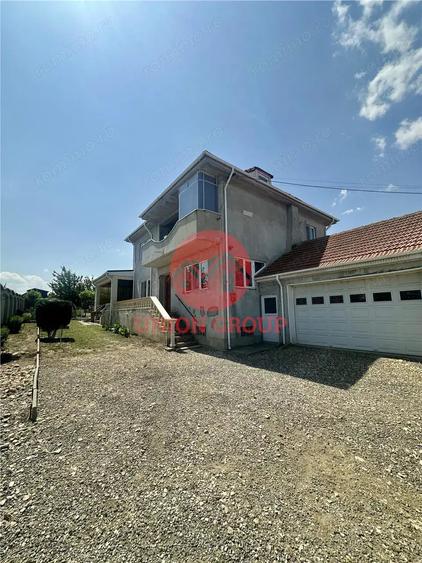 Casă cu Teren 854 Mp în Ovidiu
