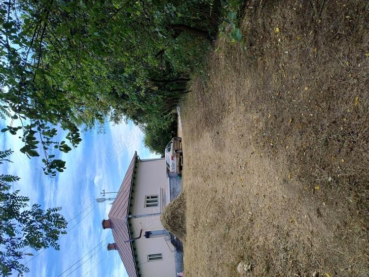 Casă cu 4 camere în Măldărești