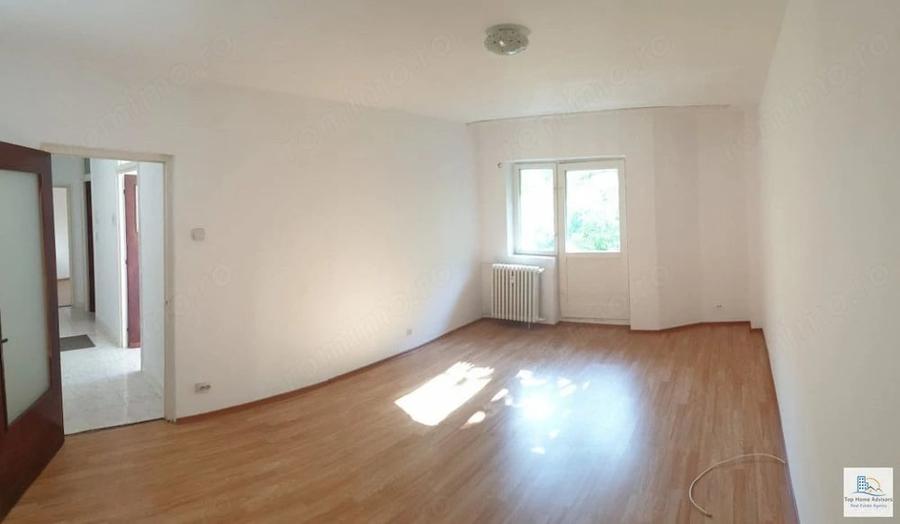 Apartament cu 2 camere decomandat în Crângași