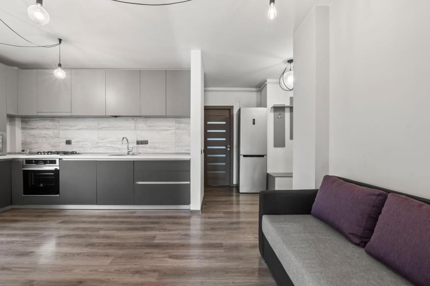Apartament cu 3 camere decomandat în Sud
