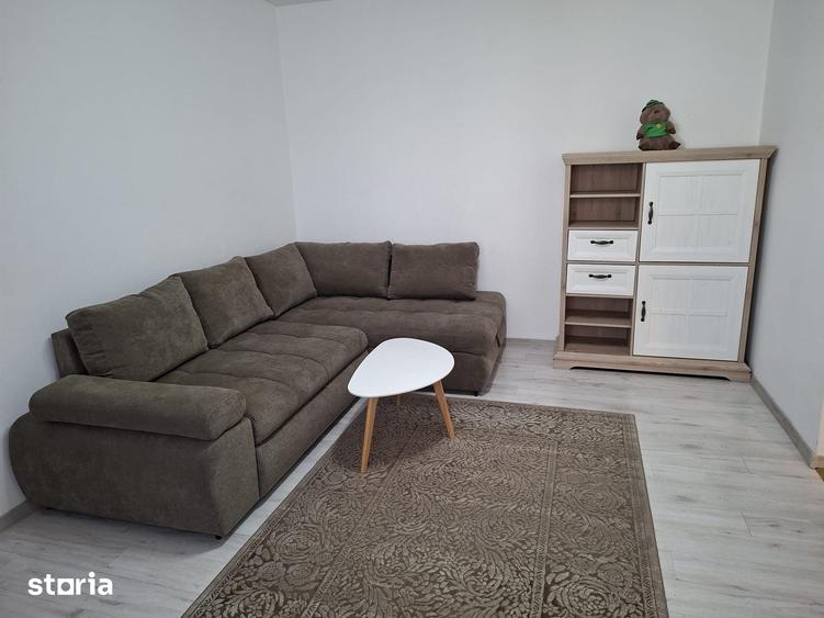 Apartament cu 3 camere în George Enescu
