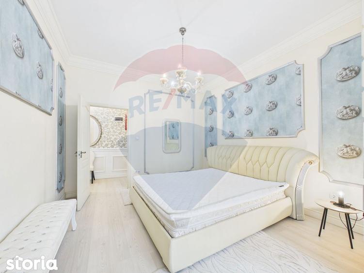 Apartament cu 3 camere semidecomandat, mobilat în Centrul Istoric