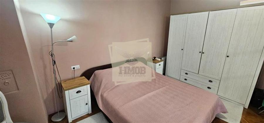 Apartament cu 3 camere decomandat, mobilat în Orașul de Jos