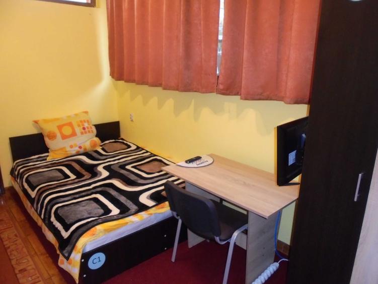 Apartament decomandat în Craiter