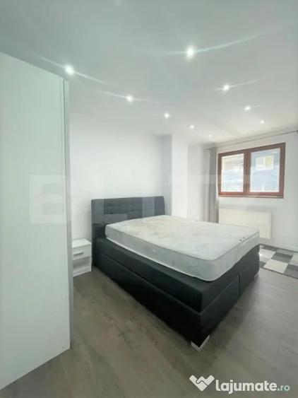 Apartament cu 3 camere semidecomandat în Baciu