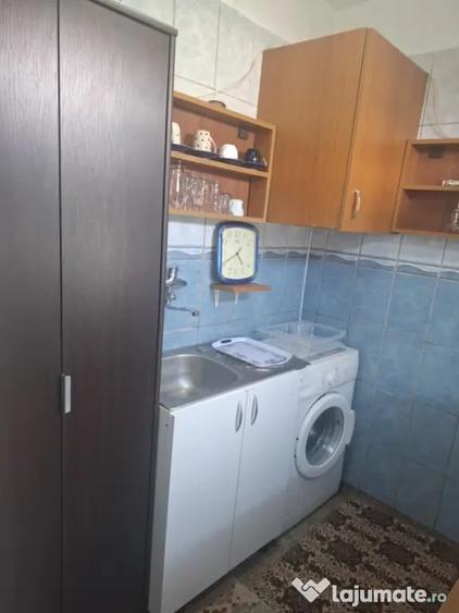 Apartament cu 2 camere semidecomandat în Valea Rosie