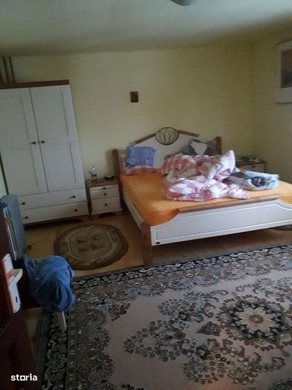 Casă cu 3 camere decomandat în Răchițele