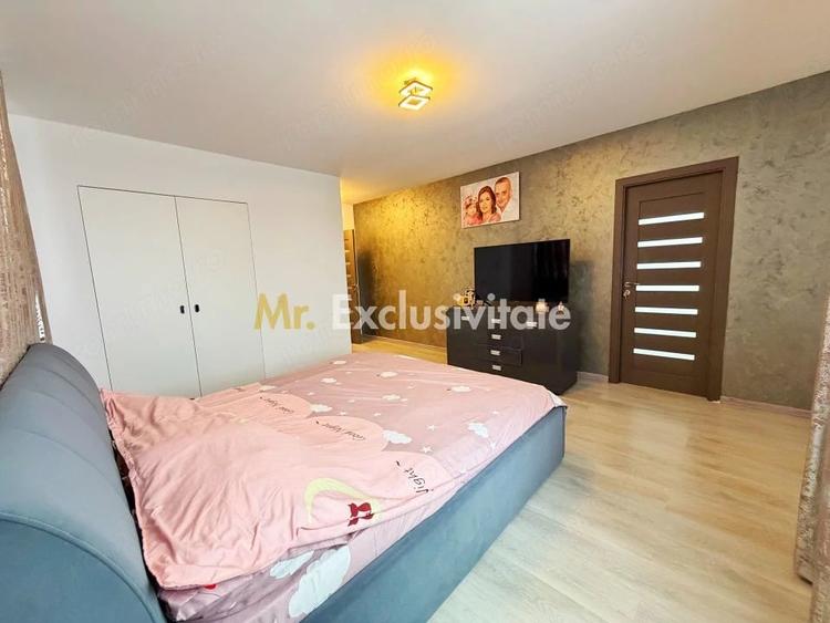 Casă cu 5 camere cu Teren 400 Mp în Smeura