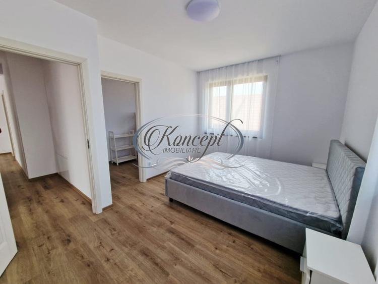 Duplex cu 4 camere cu Canalizare în Dâmbul Rotund