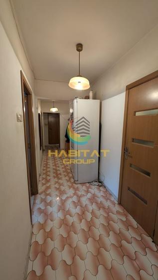 Apartament cu 4 camere semidecomandat în Brâncoveanu