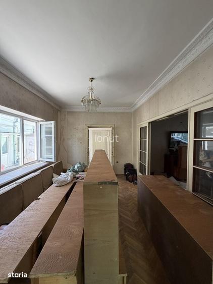 Casă cu 4 camere cu Teren 577 Mp în Ultracentral
