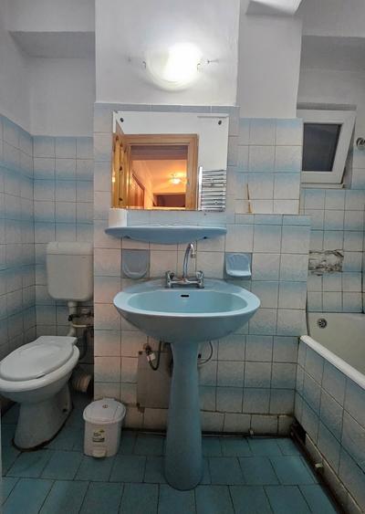 Apartament cu 3 camere decomandat în Banat