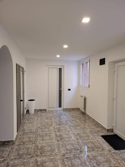 Casă cu 3 camere cu Teren 250 Mp în Podgoria