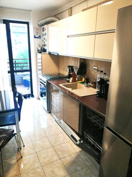 Apartament cu 2 camere decomandat în Ghencea