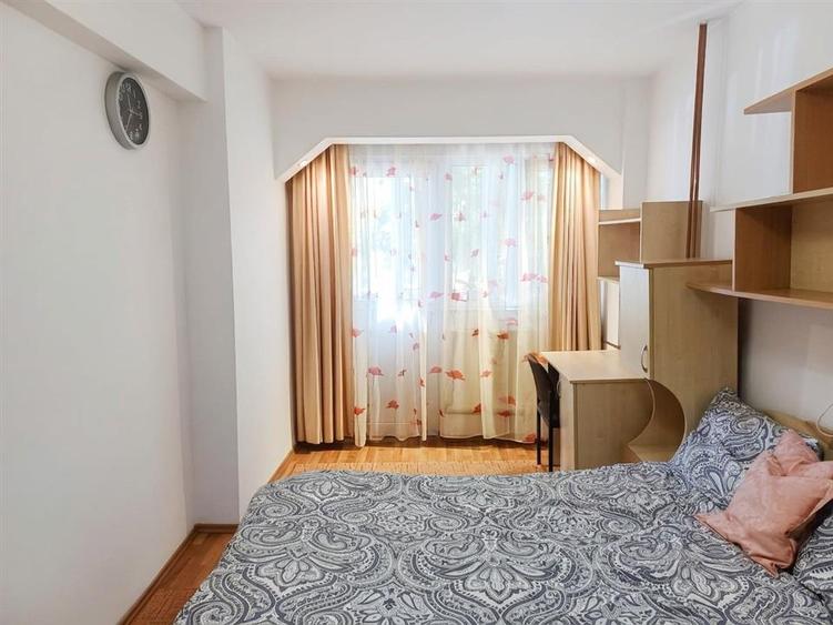 Apartament cu 4 camere decomandat în Calea Aradului
