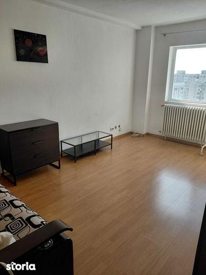 Garsonieră decomandată în Drumul Taberei