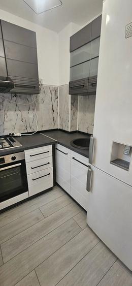 Apartament cu 3 camere semidecomandat în Șagului