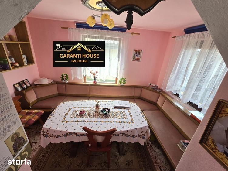 Casă cu 4 camere nedecomandat cu Teren 500 Mp în Groși