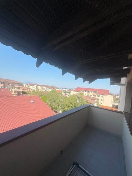 Apartament cu 2 camere decomandat în Sânpetru