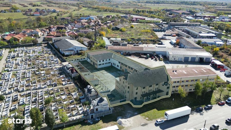 Spațiu comercial, de 2,704 mp, în Central