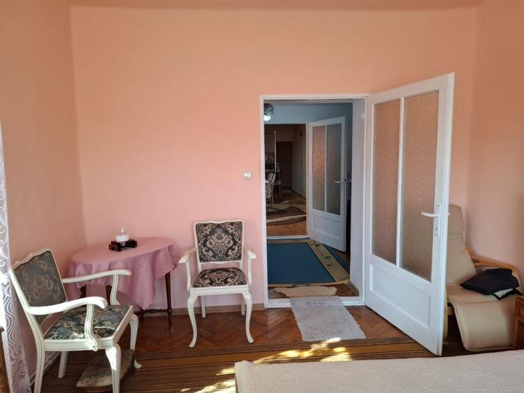 Casă individuală cu 5 camere cu Teren 812 Mp în Nădlac