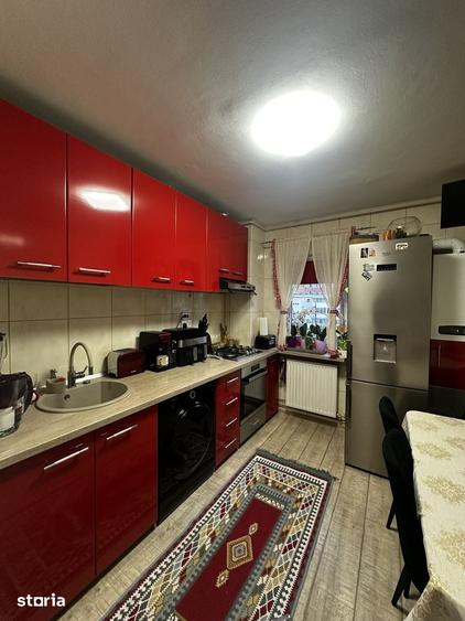 Apartament cu 2 camere decomandat în Astra