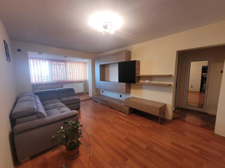 Inchiriez apartament doua camere - 4