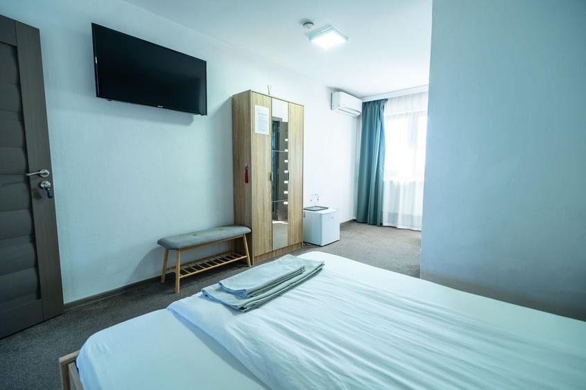 Hotel/Pensiune, de 450 mp, în Viișoara