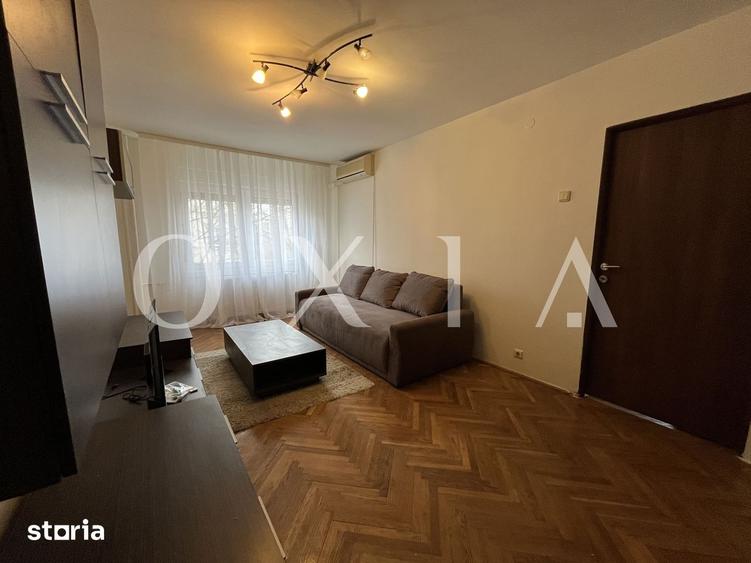 Apartament cu 3 camere semidecomandat, mobilat în Complex Studențesc
