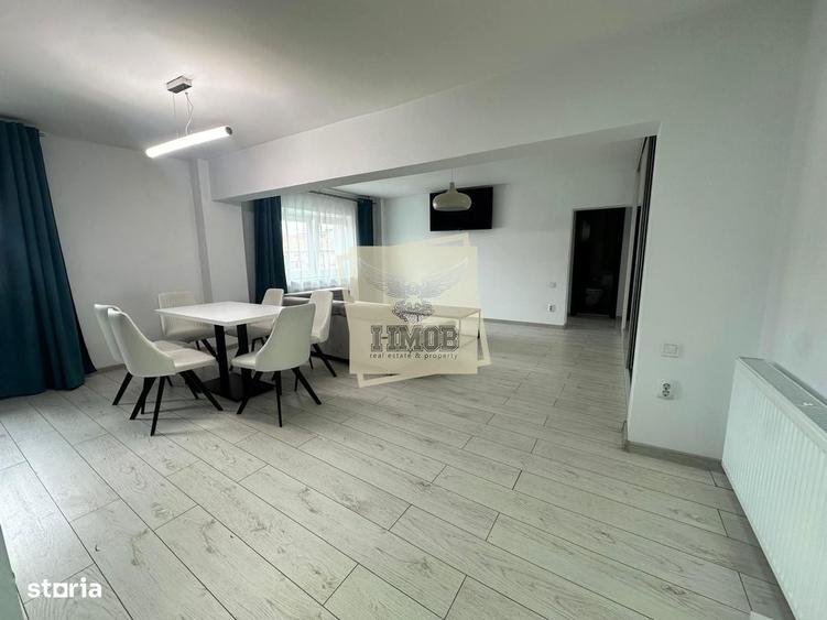 Apartament cu 4 camere decomandat în Central
