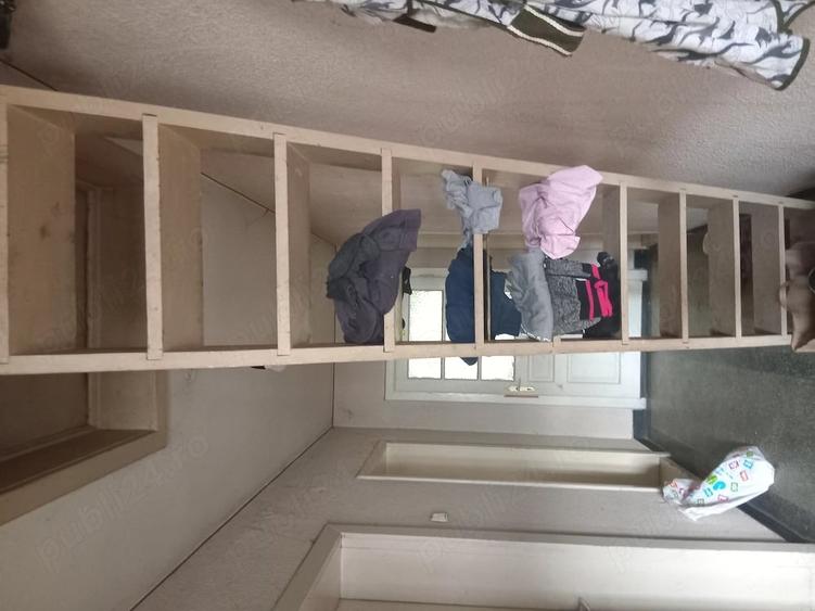 Casă cu 6 camere cu Teren 805 Mp în Central