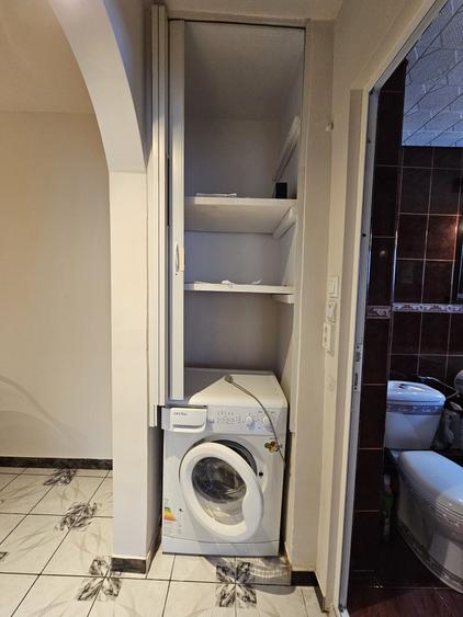 Apartament cu 3 camere decomandat în Micro 11