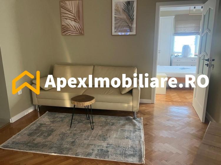 Apartament cu 2 camere decomandat, mobilat în Calea Victoriei