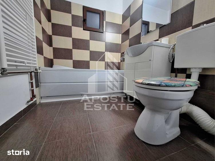 Apartament cu 3 camere decomandat, mobilat în Banu Mărăcine