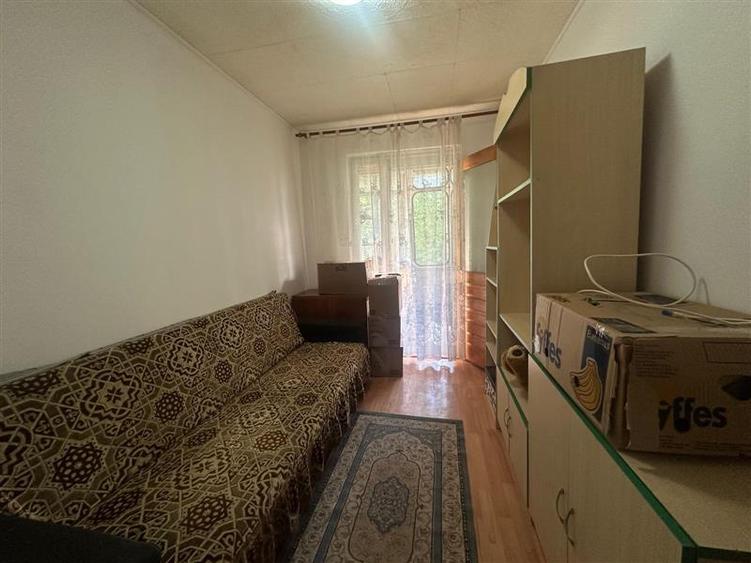 Apartament cu 3 camere nedecomandat în Alexandru cel Bun — fotografia 1