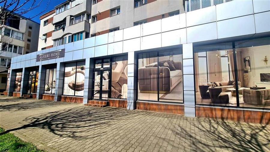 Spațiu comercial, de 500 mp, în Șagului