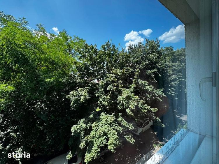 Apartament cu 2 camere semidecomandat în Iancului