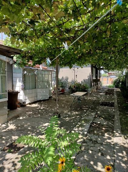 Casă cu 4 camere în Novăcești