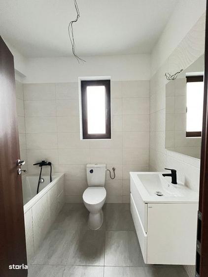 Casă cu 4 camere cu Teren 306 Mp în Central