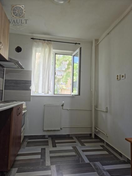 Apartament cu 2 camere semidecomandat, mobilat în Drumul Taberei