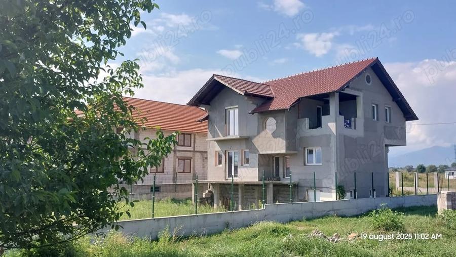 Casă în Central