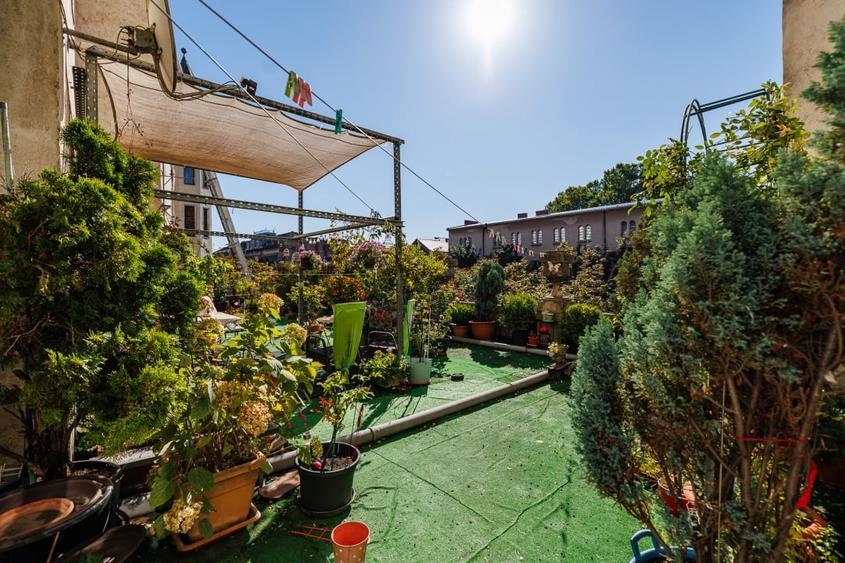 Apartament cu 5 camere decomandat în Iosefin