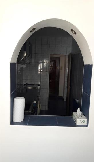 Garsonieră decomandată în Central