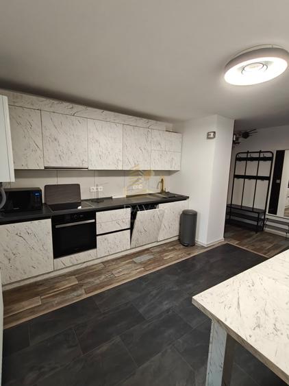 Apartament cu 3 camere decomandat, mobilat în Plopilor