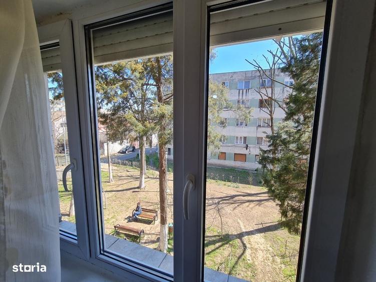 Inchiriez Garsoniera Zona Intim Podgoria Spitalul Judetean,Etaj 2. - 15
