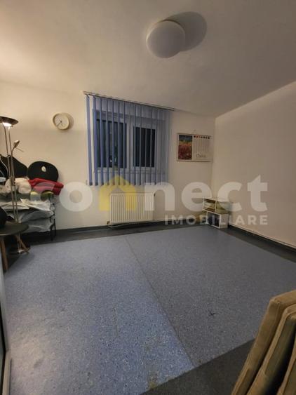 Apartament cu 2 camere semidecomandat, mobilat în Semicentral