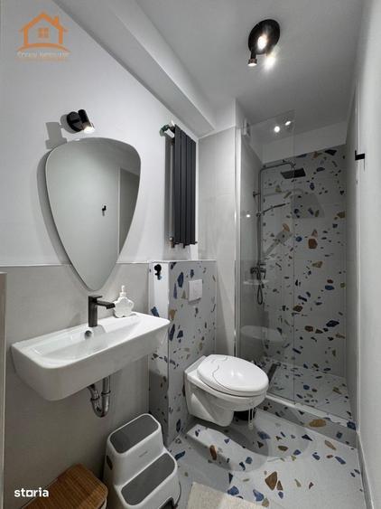Apartament cu 3 camere decomandat în 13 Decembrie