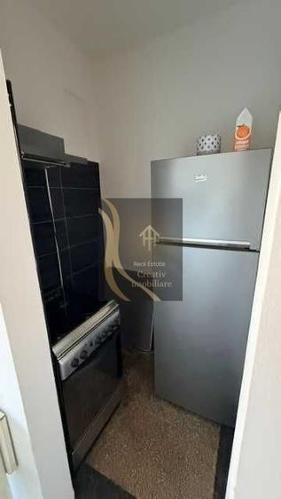 Apartament cu 2 camere semidecomandat în Cișmigiu