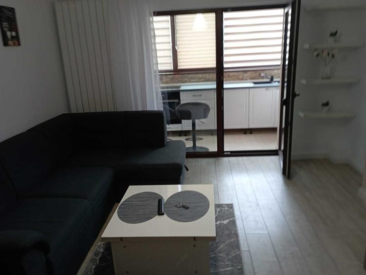Apartament cu 2 camere decomandat în Sânpetru