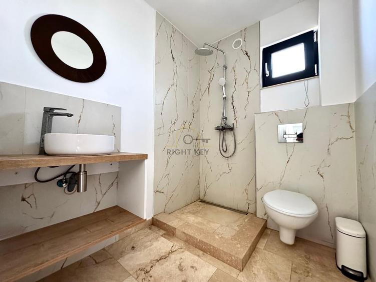Duplex cu 5 camere cu Canalizare în Clinceni